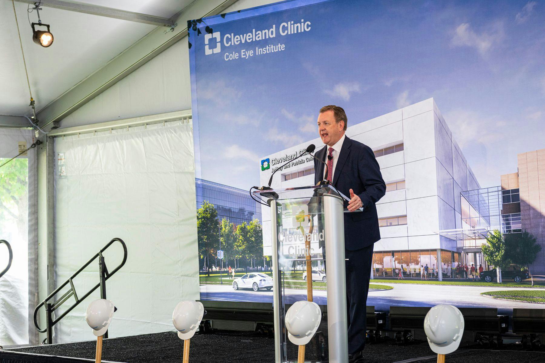 Daniel F. Martin, MD, chairman of Cole Eye Institute and the Barbara and A. Malachi Mixon III Institute Chair of Ophthalmology, speaks at the groundbreaking ceremony of an expansion project. (Image courtesy of Cleveland Clinic)