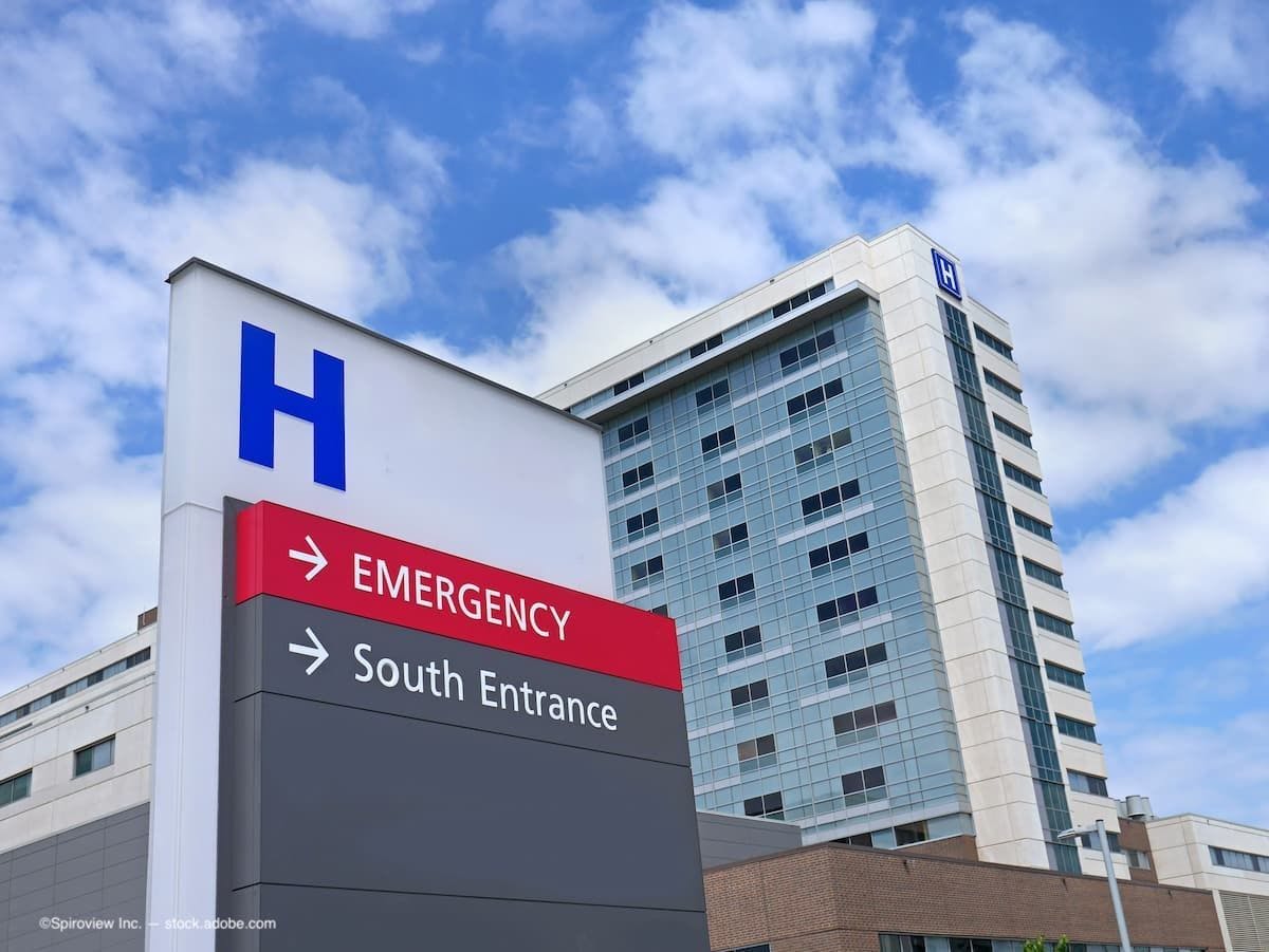 An image of the exterior of a hospital (Image Credit: AdobeStock/Spiroview Inc.)