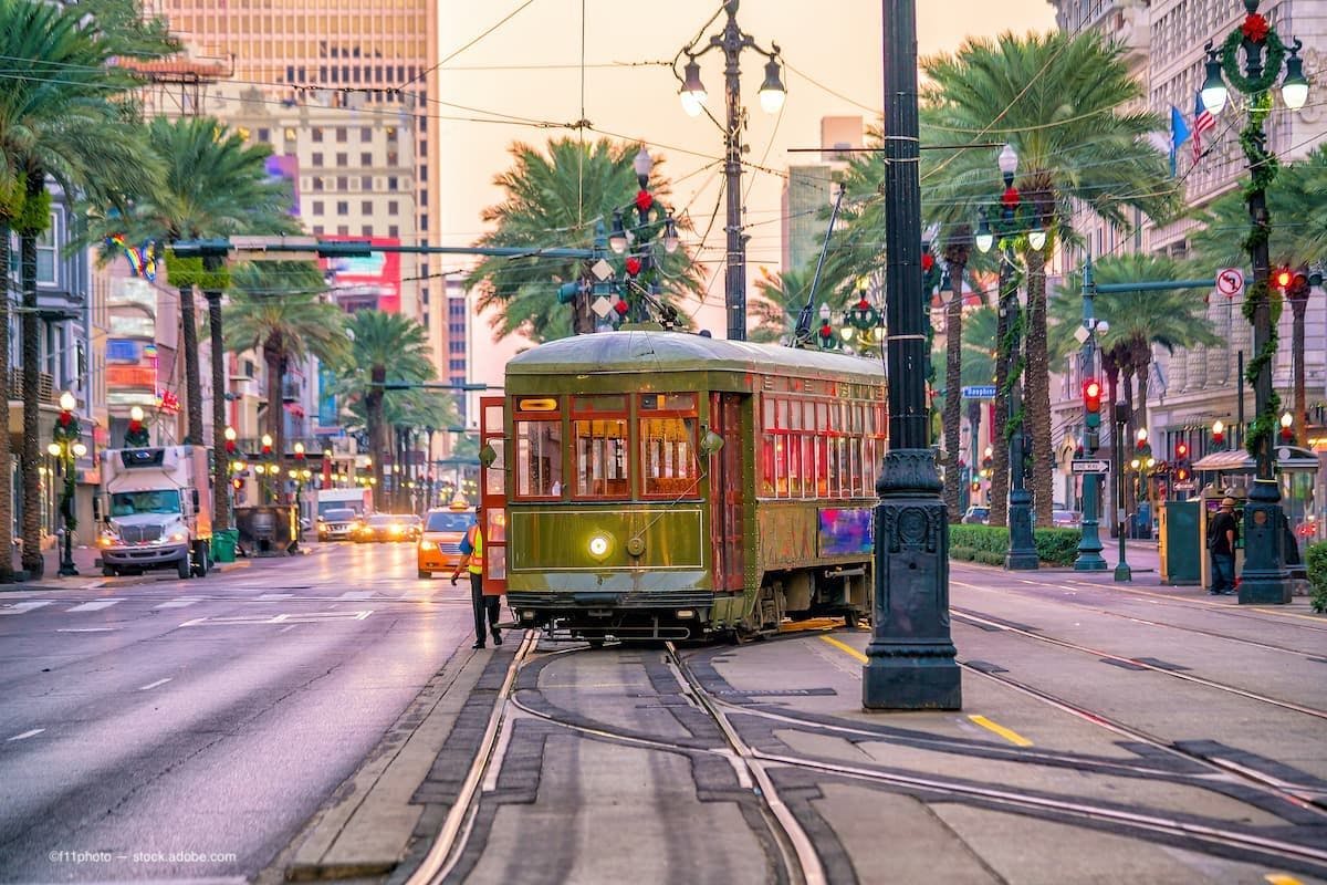 An image of a street car in New Orleans. (Image Credit: AdobeStock/f11photo)
