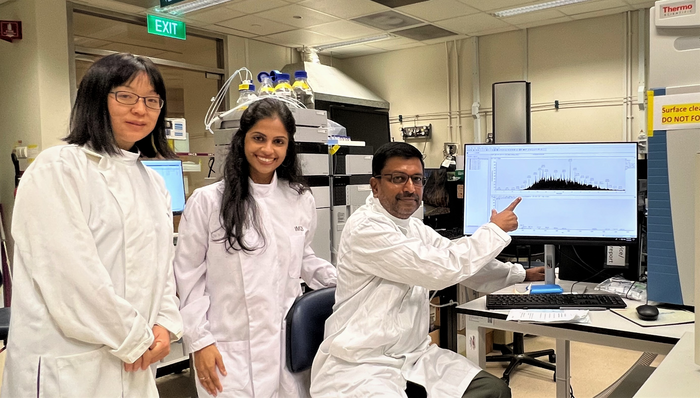 The core scientific research team, from left, is Associate Professor Wang Xiaomeng Cardiovascular and Metabolic Disorders Programme and Centre for Vision Research at Duke-NUS Medical School, Research Scientist Dr Asfa Alli Shaik and Senior Principal Investigator Dr Jayantha Gunaratne from IMCB, investigated disease-modified protein profiles in the eye to discover novel therapeutic targets for Diabetic Retinopathy, a condition which leads to blindness induced by prolonged diabetes. (Image courtesy ofInstitute of Molecular and Cell Biology, A*STAR)